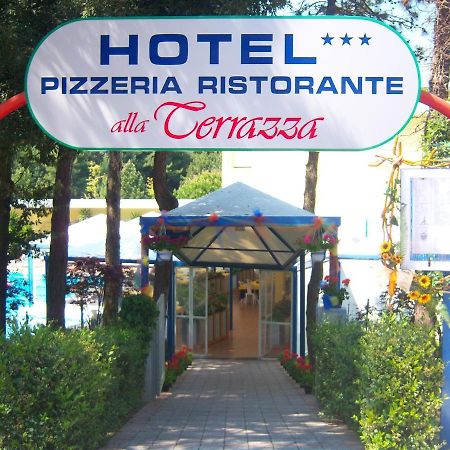 Hotel Alla Terrazza Bibione Buitenkant foto