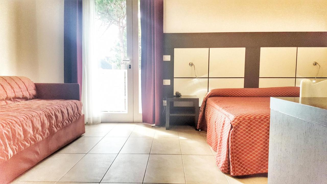 Hotel Alla Terrazza Bibione Buitenkant foto