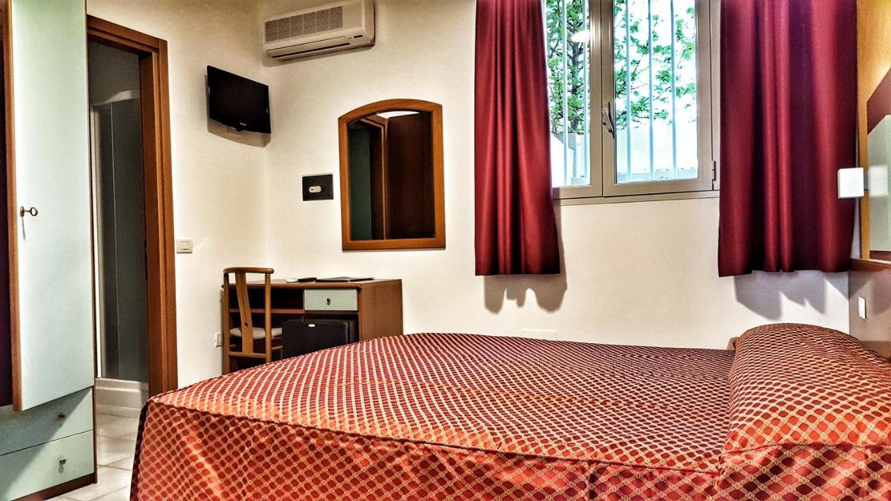 Hotel Alla Terrazza Bibione Buitenkant foto