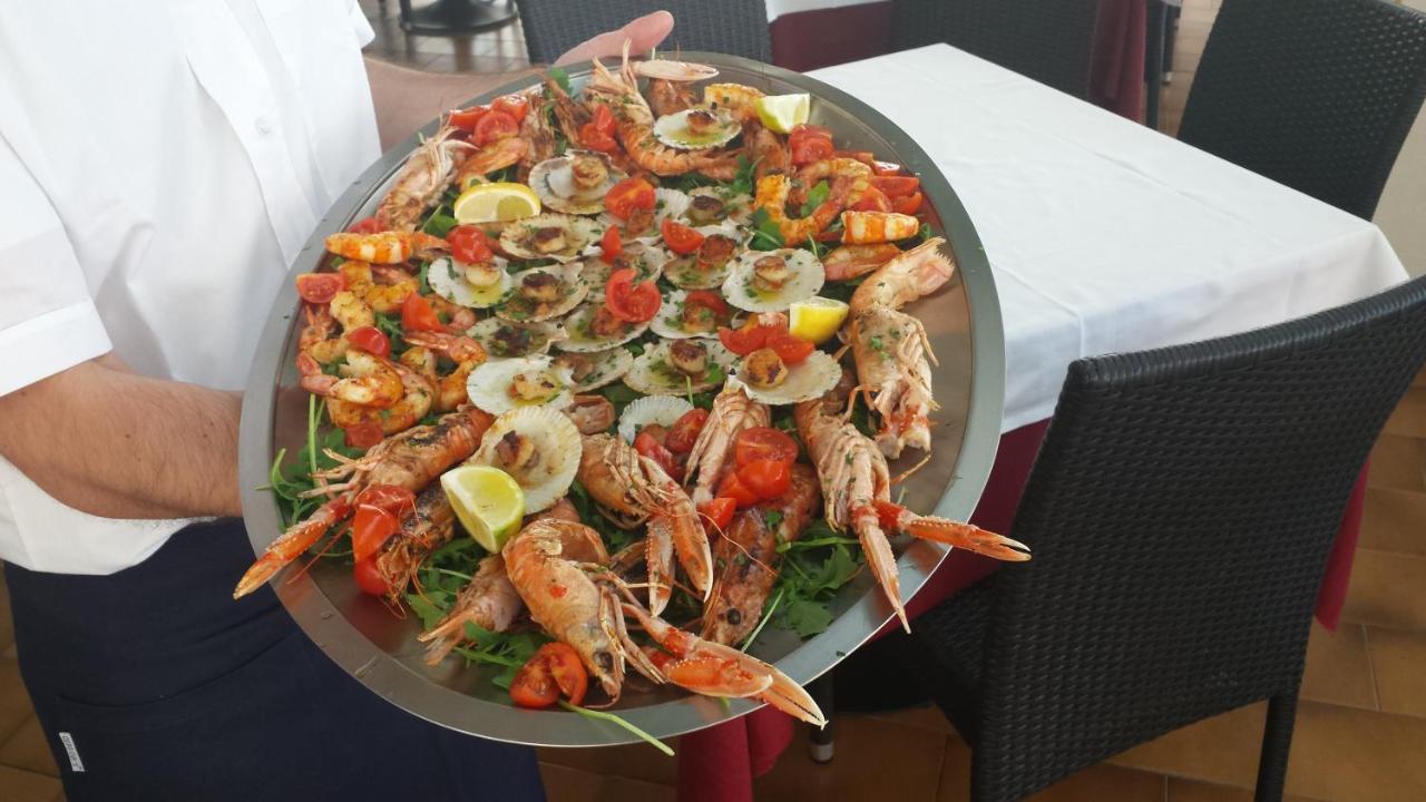 Hotel Alla Terrazza Bibione Buitenkant foto