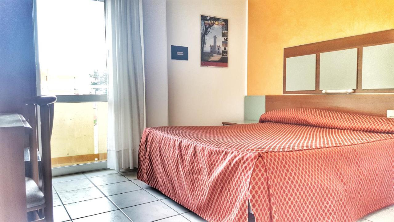 Hotel Alla Terrazza Bibione Buitenkant foto