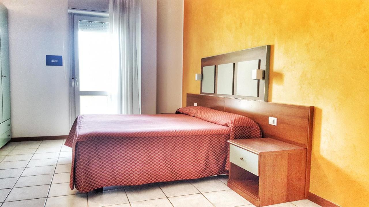 Hotel Alla Terrazza Bibione Buitenkant foto